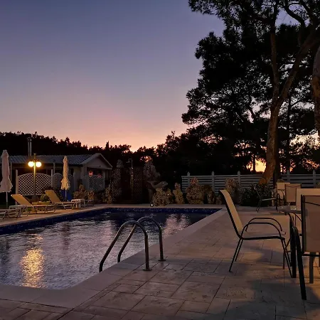 Villa Louis Luxury By Living In Blue